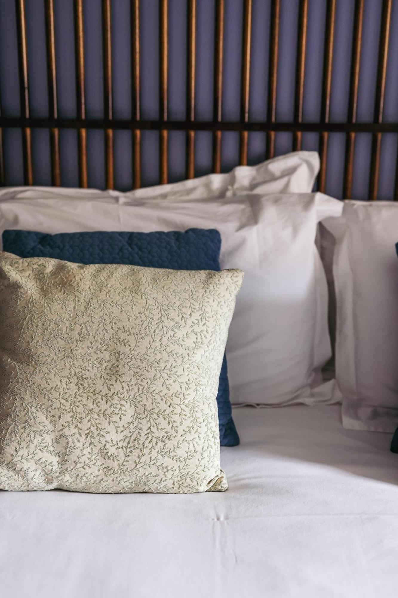 The White Hart Hotel 웰윈 외부 사진