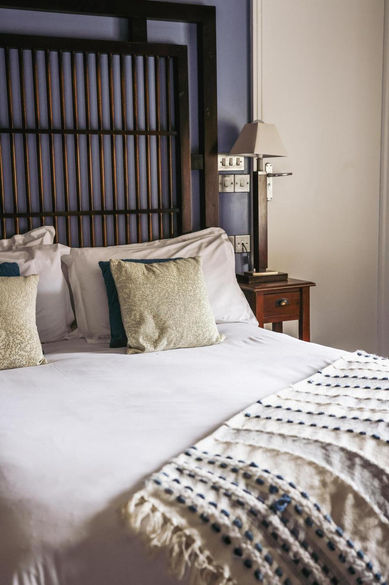 The White Hart Hotel 웰윈 외부 사진